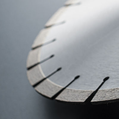 16 Inch Retract Skirt Diamond Circular Saw Blade for Granite Stone Quartz Cutting