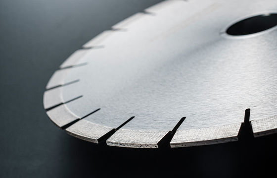 Diamond Powder 450mm Arix Diamond Saw Blade Disc Cutter for Granite Stone Cutting Tool