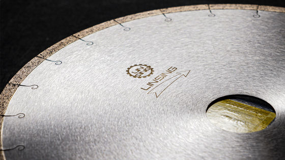 Grade A-Grade J-slot Diamond Saw Blade For Dekton Cutting 350mm Stone Cutting Tools