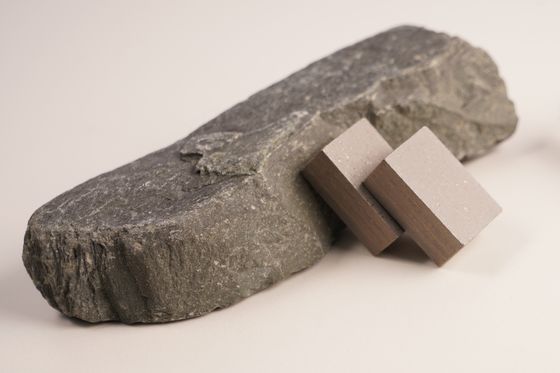 Flat Shape Indonesia Sandstone Segment 24*9*15mm Single Disc Sandstone Cutter Tips Sandwich Layer Segment