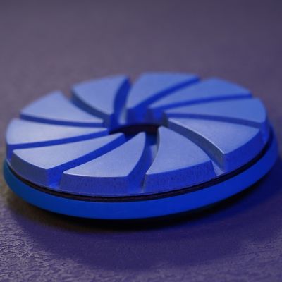 Customized 125mm Snail Lock Resin Polishing Pad for Granite Grinding Disc