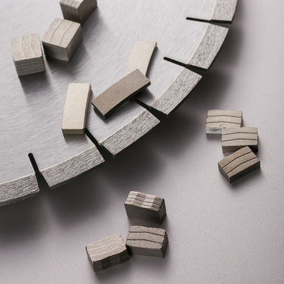 Granite Cutting Made Simple 350MM Diamond Saw Blade with 40*3.2*10mm Segment Size