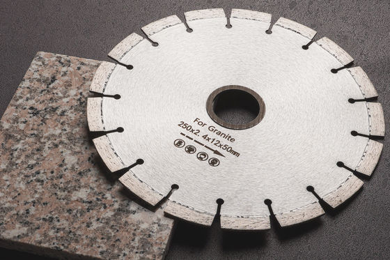 D105-D3500 mm Silver/Black Diamond Tools Granite Saw Blades for Different Diameters