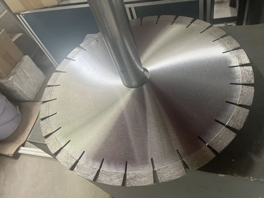 10in 350mm Saw Blade for Durable and Concrete Asphalt Cutting Edge Height 0.472in 12mm